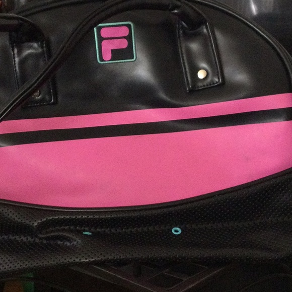 Fila - Picture 2 of 7